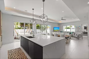 221 Shore Ct, Lauderdale by the Sea, FL 33308 - Photo 13