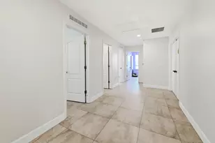 412 SW Dailey Ave, Port Saint Lucie, FL 34953 - Photo 23
