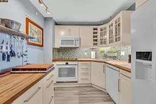 3015 N Ocean Blvd, Fort Lauderdale, FL 33308 - Photo 11