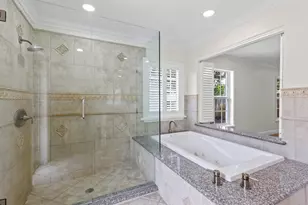 4610 Pine Tree Dr, Delray Beach, FL 33445 - Photo 9