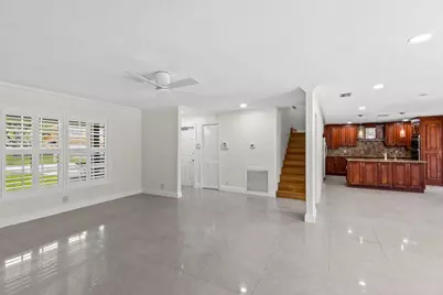4610 Pine Tree Drive, Delray Beach, FL 33445 - Photo 15