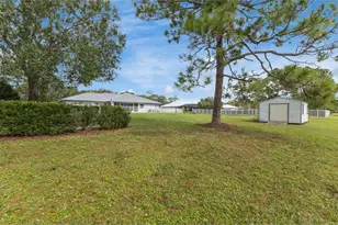 10611 Pine Needle Dr, Fort Pierce, FL 34945 - Photo 37
