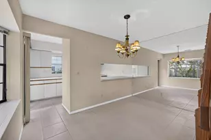 350 Prestwick Cir, Palm Beach Gardens, FL 33418 - Photo 17