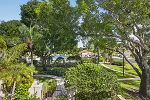 350 Prestwick Cir, Palm Beach Gardens, FL 33418 - Photo 35