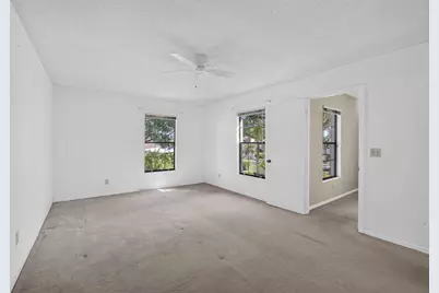 350 Prestwick Circle #2, Palm Beach Gardens, FL 33418 - Photo 27