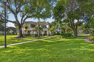 350 Prestwick Cir, Palm Beach Gardens, FL 33418 - Photo 3