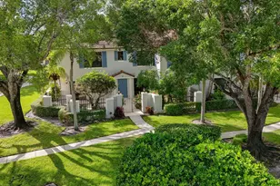 350 Prestwick Cir, Palm Beach Gardens, FL 33418 - Photo 5
