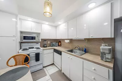 1200 Saint Charles Place #509, Pembroke Pines, FL 33026 - Photo 15
