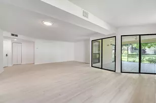 3359 Lucerne Park Dr, Greenacres, FL 33467 - Photo 9