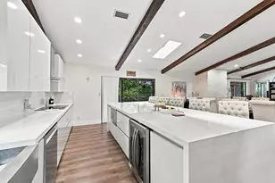 11601 SW 21st Ct, Davie, FL 33325 - Photo 15