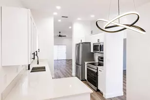 2974 Torrey Pine Ln, Lake Worth, FL 33462 - Photo 5
