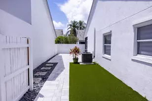 2974 Torrey Pine Ln, Lake Worth, FL 33462 - Photo 27