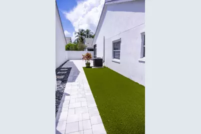 2974 Torrey Pine Lane, Lake Worth, FL 33462 - Photo 29