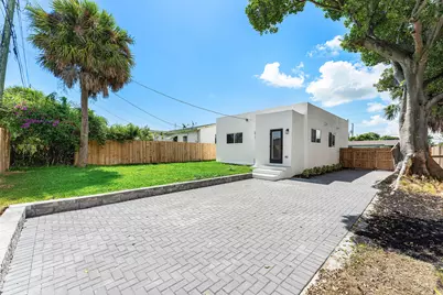 1150 W 25th Street, Riviera Beach, FL 33404 - Photo 15