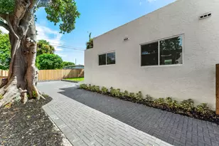 1150 W 25th St, Riviera Beach, FL 33404 - Photo 3