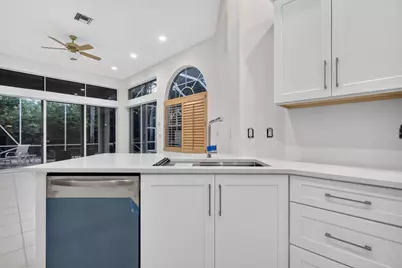6842 Fairway Lakes Drive, Boynton Beach, FL 33472 - Photo 29