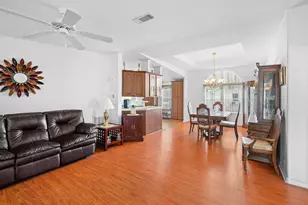 8185 14th Hole Dr, Port Saint Lucie, FL 34952 - Photo 9