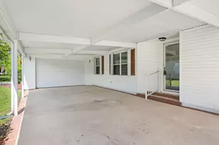 8185 14th Hole Dr, Port Saint Lucie, FL 34952 - Photo 3