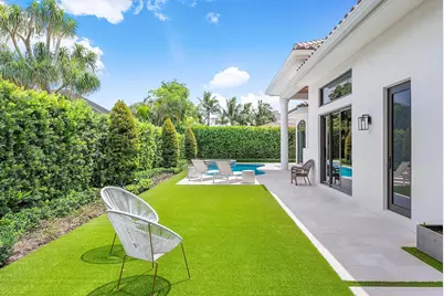 2212 Acorn Palm Road, Boca Raton, FL 33432 - Photo 11