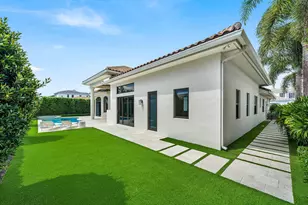 2212 Acorn Palm Rd, Boca Raton, FL 33432 - Photo 21
