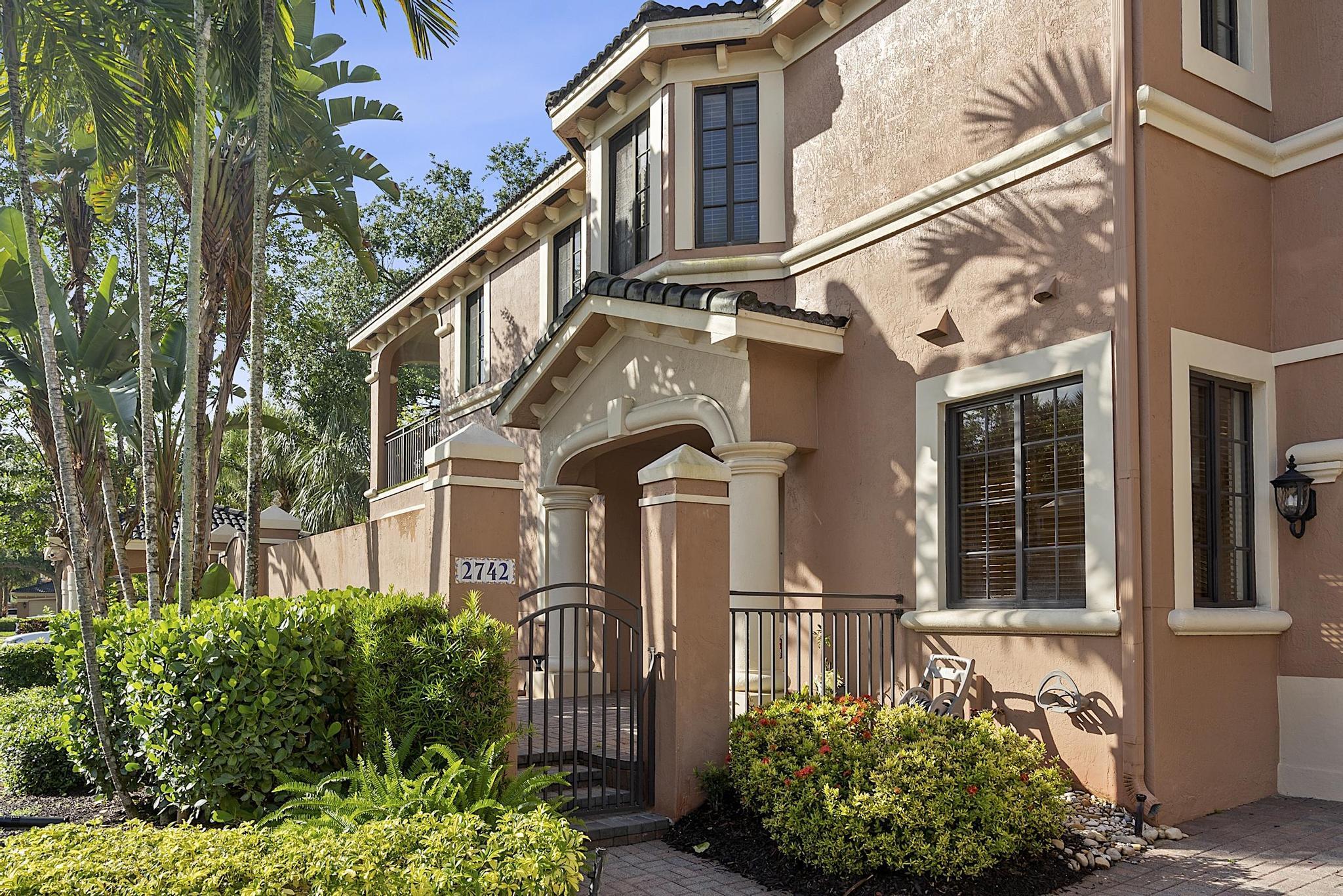 2742 Kinsington Cir - 2742 Kinsington Cir, Weston, FL 33332 Luxury Property | Jose Angel Pina