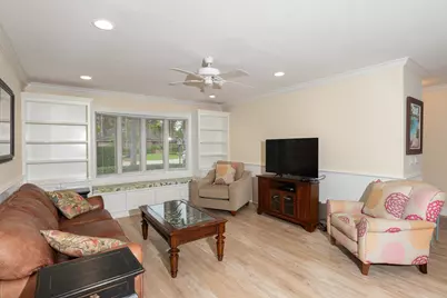 2918 SE Fairway W, Stuart, FL 34997 - Photo 11