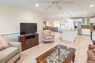 2918 SE Fairway W, Stuart, FL 34997 - Photo 13