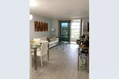 8300 Sunrise Lakes Boulevard #206, Sunrise, FL 33322 - Photo 7