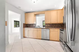 6085 Stanley Ln, Delray Beach, FL 33484 - Photo 9
