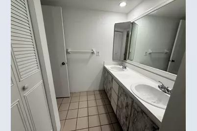 1640 Forest Lakes Circle #D, West Palm Beach, FL 33406 - Photo 11