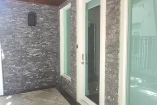 71 Isle of Venice Dr, Fort Lauderdale, FL 33301 - Photo 1