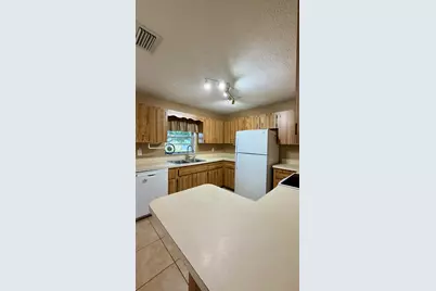 7402 Lakeland Boulevard, Fort Pierce, FL 34951 - Photo 15
