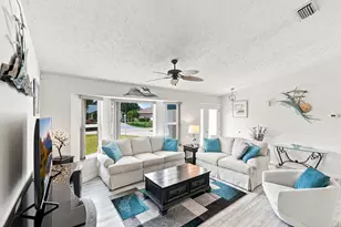 1901 SW Yellowtail Ave, Port Saint Lucie, FL 34953 - Photo 17