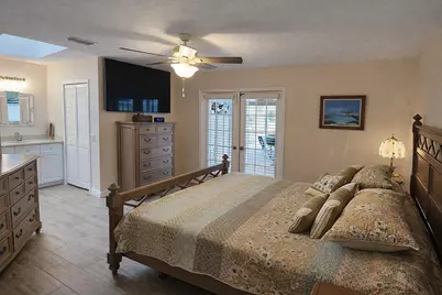728 N Fischer Circle, Sebastian, FL 32958 - Photo 11