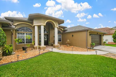 390 SW Jeanne Avenue, Port Saint Lucie, FL 34953 - Photo 3