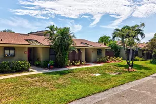 204 Meadows Dr, Boynton Beach, FL 33436 - Photo 1