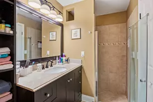 204 Meadows Dr, Boynton Beach, FL 33436 - Photo 23
