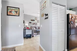 204 Meadows Dr, Boynton Beach, FL 33436 - Photo 3