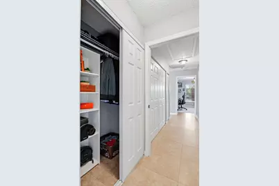 204 Meadows Drive, Boynton Beach, FL 33436 - Photo 15