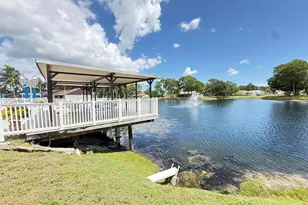 418 Pine Glen Ln, Greenacres, FL 33463 - Photo 27