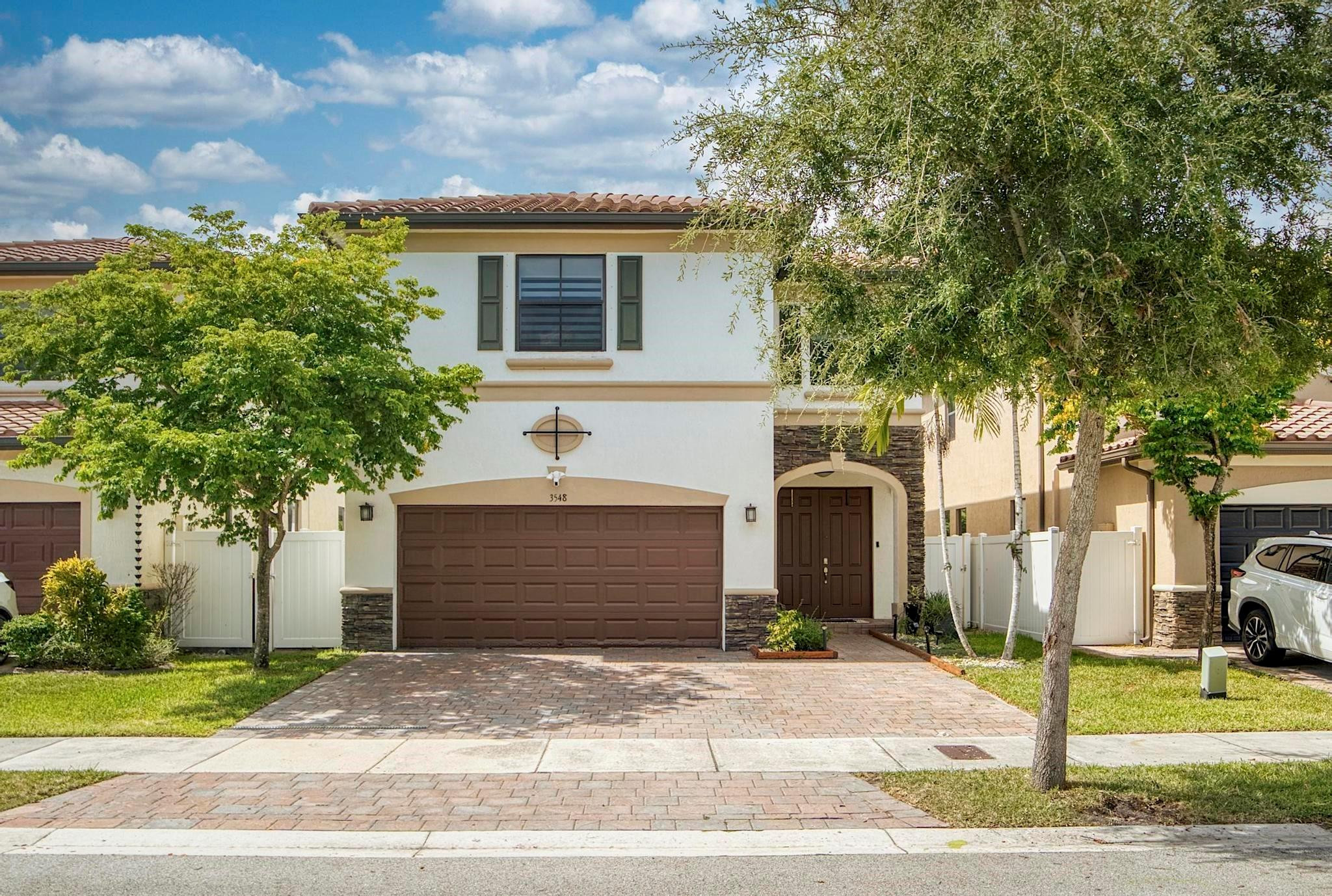 3548 W 88th St - 3548 W 88th St, Hialeah, FL 33018 Luxury Property | Jose Angel Pina