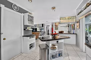 11078 Delta Cir, Boca Raton, FL 33428 - Photo 15