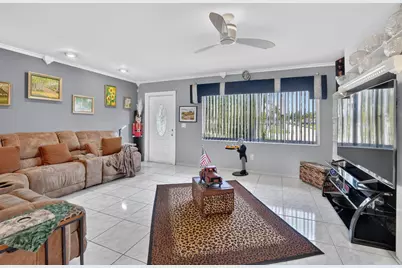 11078 Delta Circle, Boca Raton, FL 33428 - Photo 3