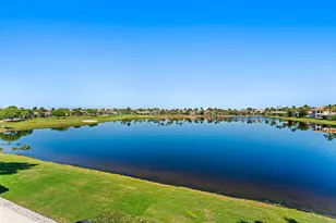 636 Hermitage Cir, Palm Beach Gardens, FL 33410 - Photo 41