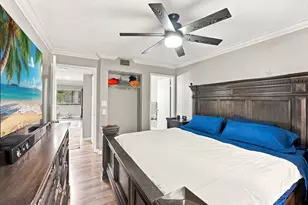 711 Forest Club Dr, Wellington, FL 33414 - Photo 11
