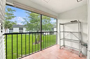 711 Forest Club Dr, Wellington, FL 33414 - Photo 19