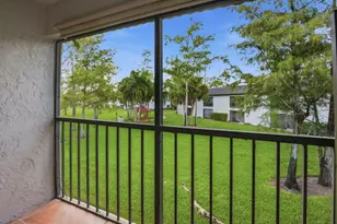 711 Forest Club Dr, Wellington, FL 33414 - Photo 17