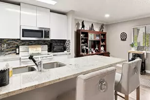 711 Forest Club Dr, Wellington, FL 33414 - Photo 1