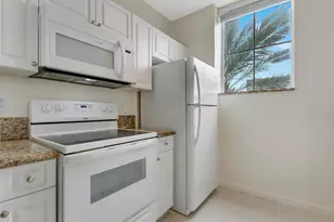 630 S Sapodilla Ave S, West Palm Beach, FL 33401 - Photo 5