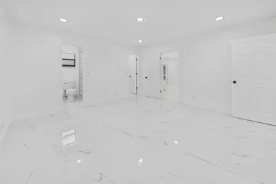 520 NW 43rd Avenue, Plantation, FL 33317 - Photo 11